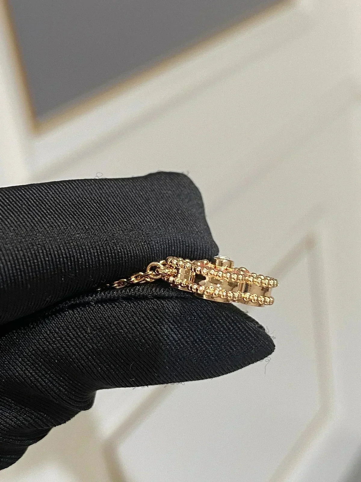 Miro CLOVER 15MM DIAMOND RHODONITE NECKLACE