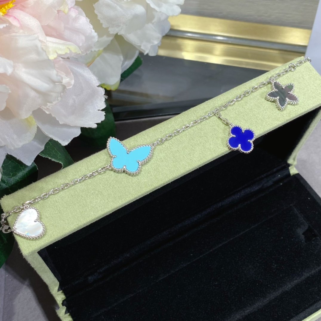 Miro LUCKY SPRING SILVER BRACELET 4 MOTIF