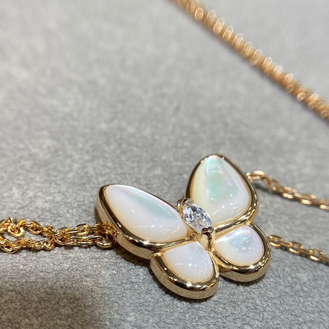 Miro BUTTERFLY MOP DIAMOND NECKLACE