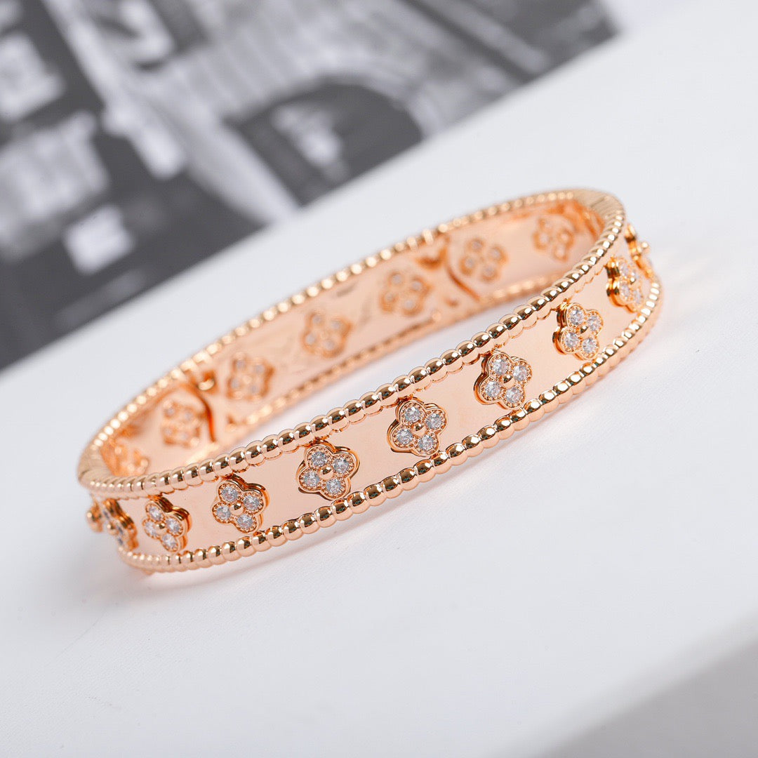 Miro CLOVER BRACELET 8MM DIAMONDS