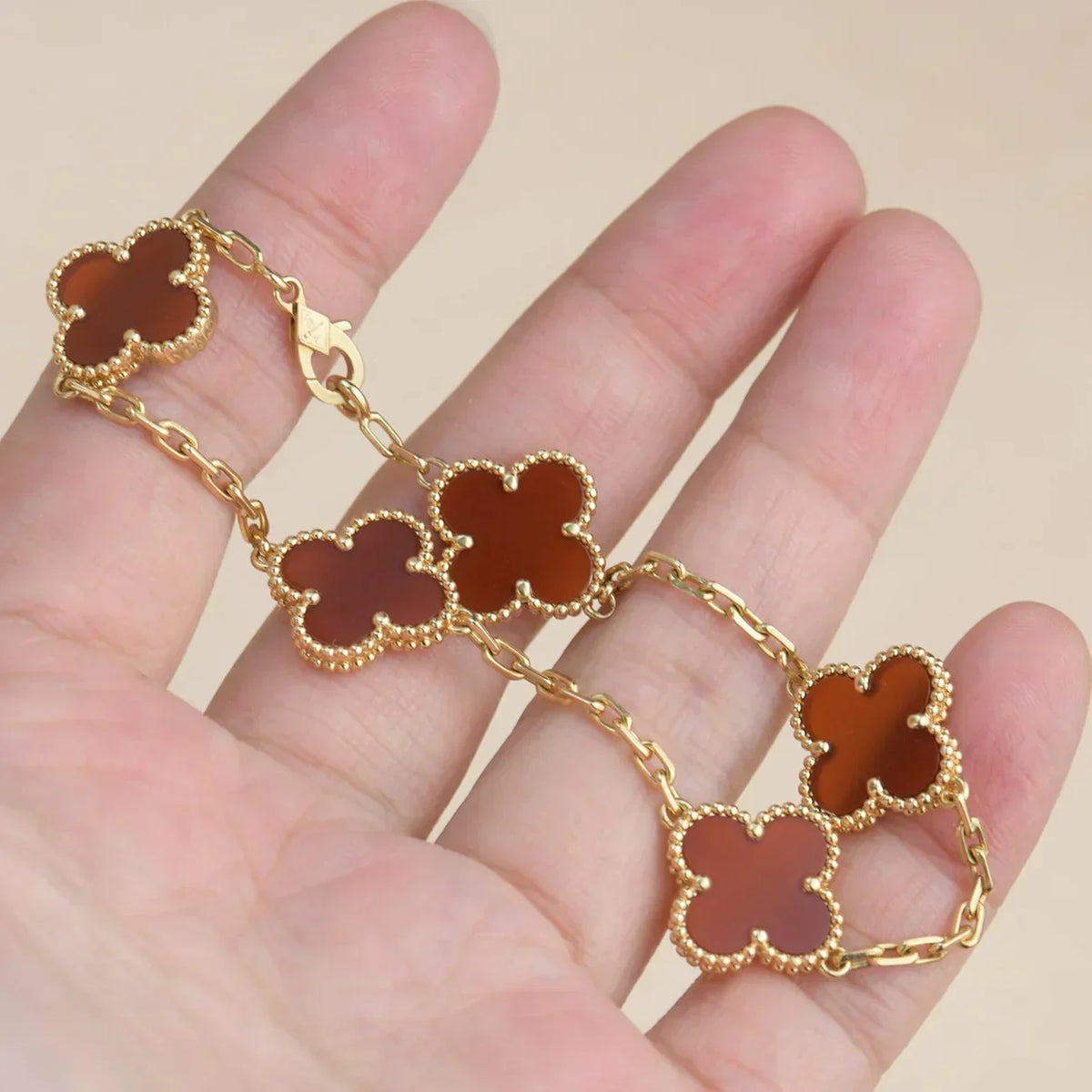 [Miro ]新作 CLOVER 5 MOTIF RED CORNELIAN BRACELET COLLECTION