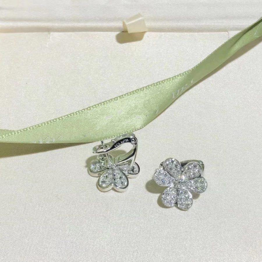 Miro FRIVOLE SILVER FLOWER DIAMOND EARRINGS